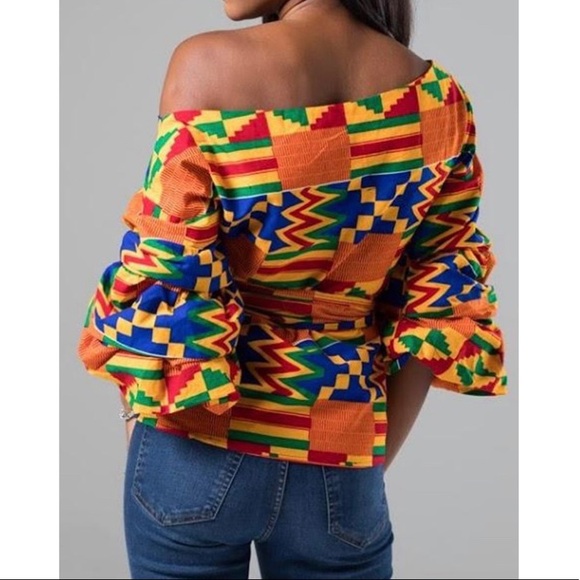 NEW| Orange Geo Print Blouse - Picture 2 of 6